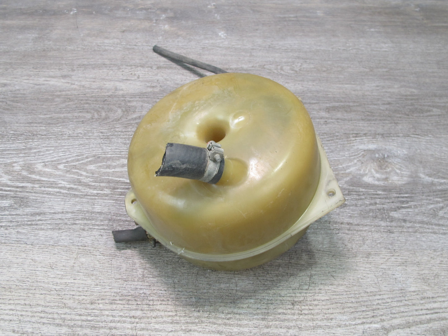 1983-1995 Porsche 928 S Engine Coolant Expansion Overflow Reservoir Bottle Tank