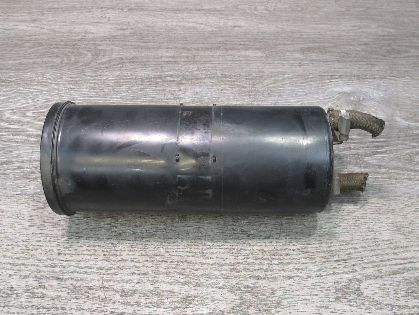 1984-1993 Porsche 928 S Fuel Evap Vapor Charcoal Canister 92820101405