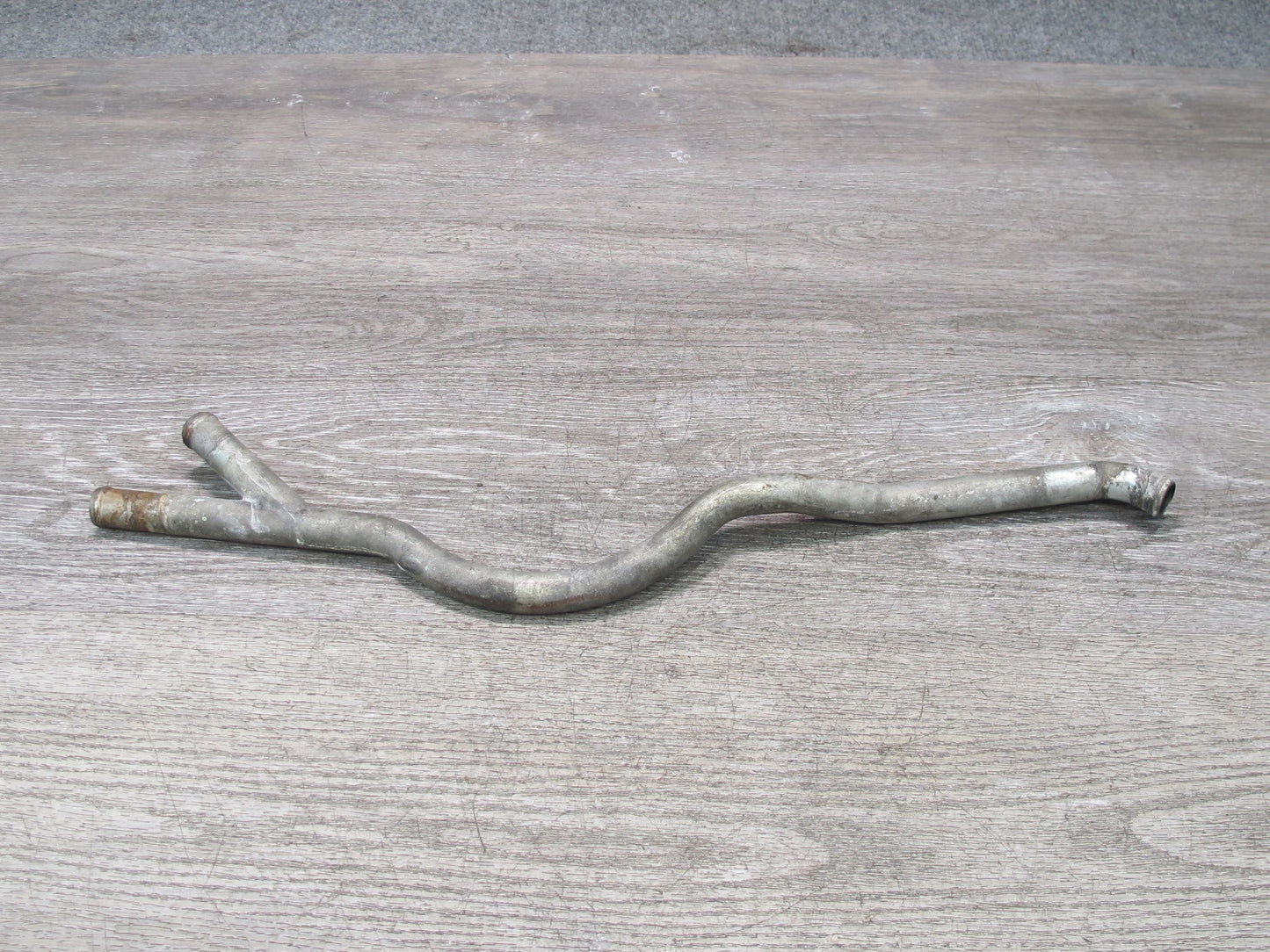 1985 Porsche 928 S Engine Coolant Hose Pipe Line Tube