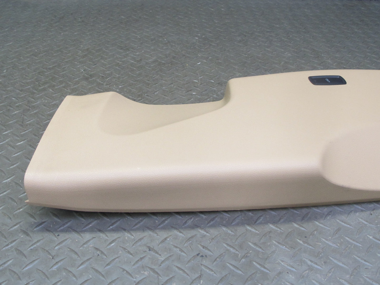 2015-2018 Porsche Macan Interior B Pillar Lower Trim Cover Panel Set of 2