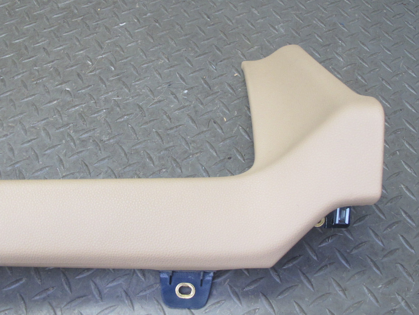 2015-2018 Porsche Macan Dash Front Right Glove Box Trim Cover Panel 95B858122