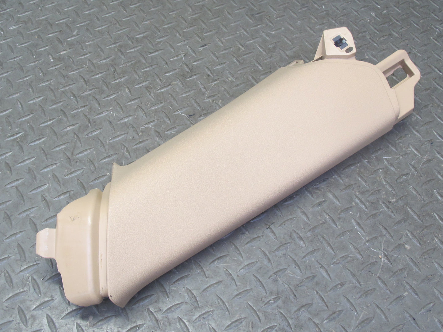 2015-2018 Porsche Macan Rear Interior D Pillar Trim Cover Panel Set of 2