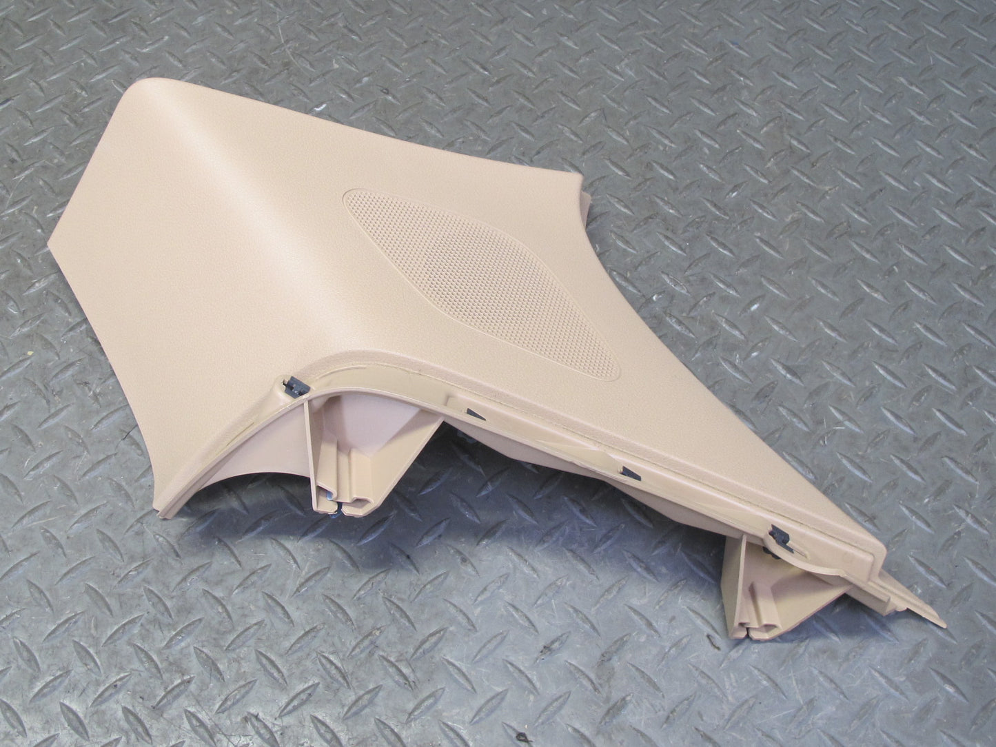 2015-2018 Porsche Macan Rear Interior D Pillar Trim Cover Panel Set of 2