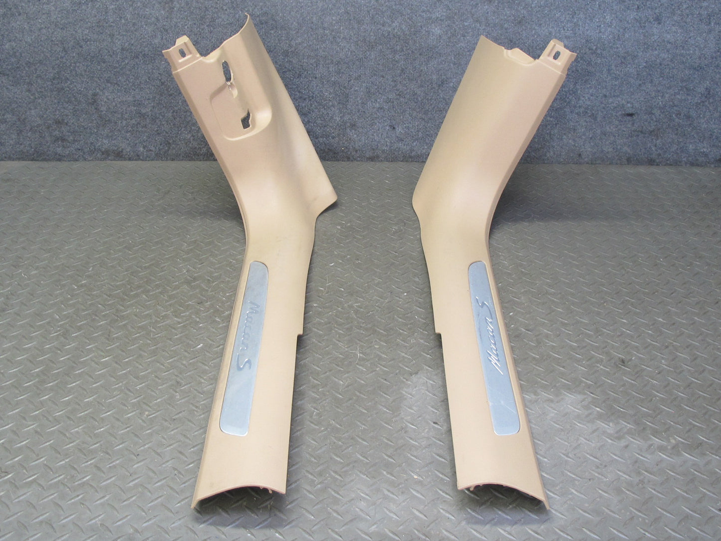 2015-2018 Porsche Macan Front Left & Right Door Scuff Sill Plate Trim Panel Set