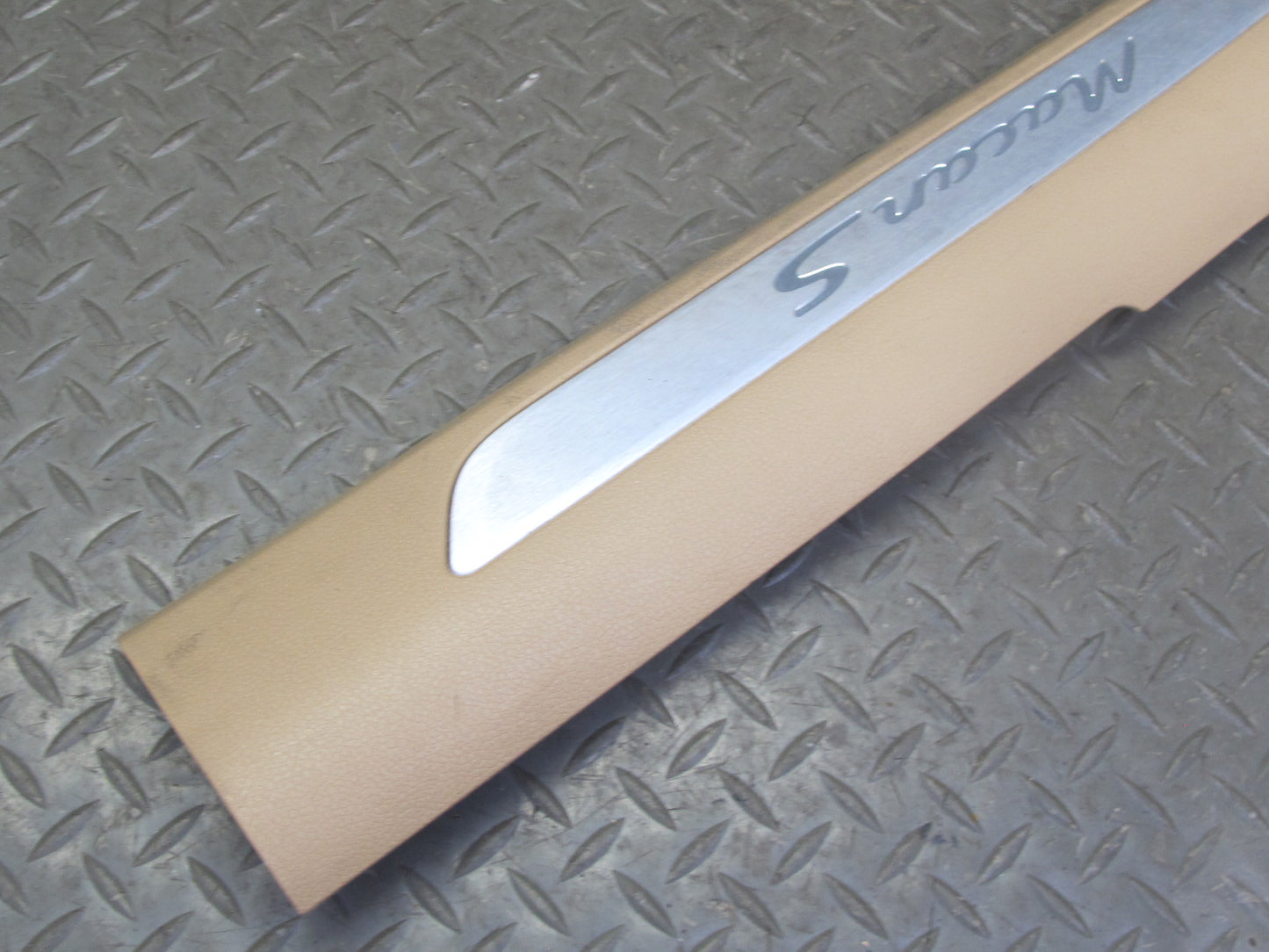 2015-2018 Porsche Macan Front Left & Right Door Scuff Sill Plate Trim Panel Set