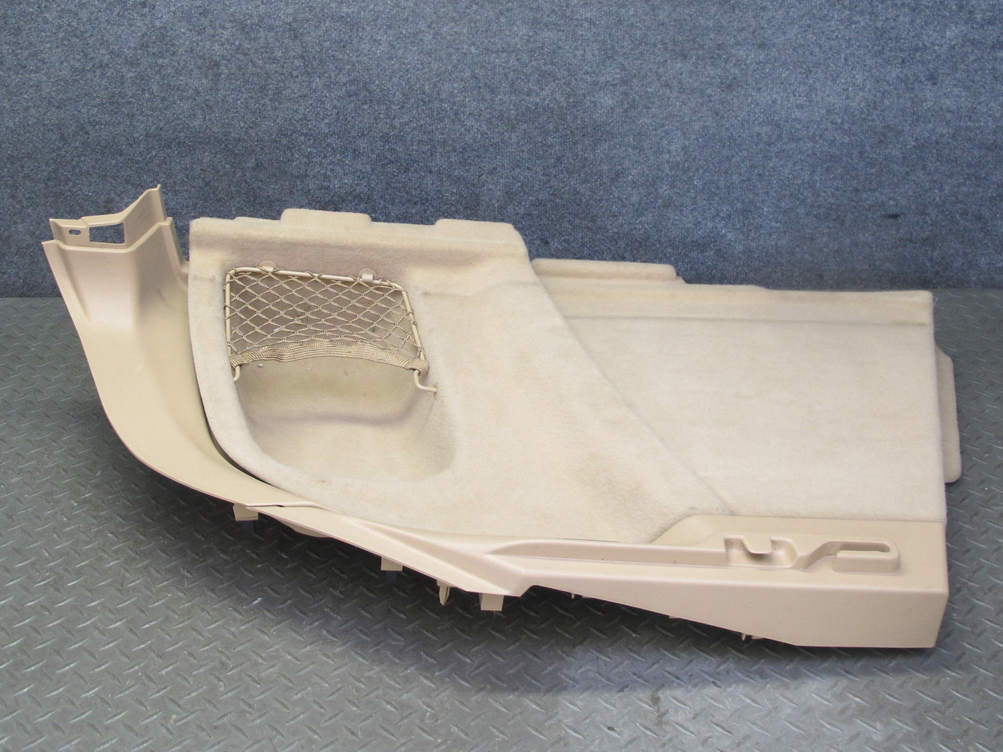 2015-2018 Porsche Macan Rear Right Side Trunk Trim Cover Panel 95B863880