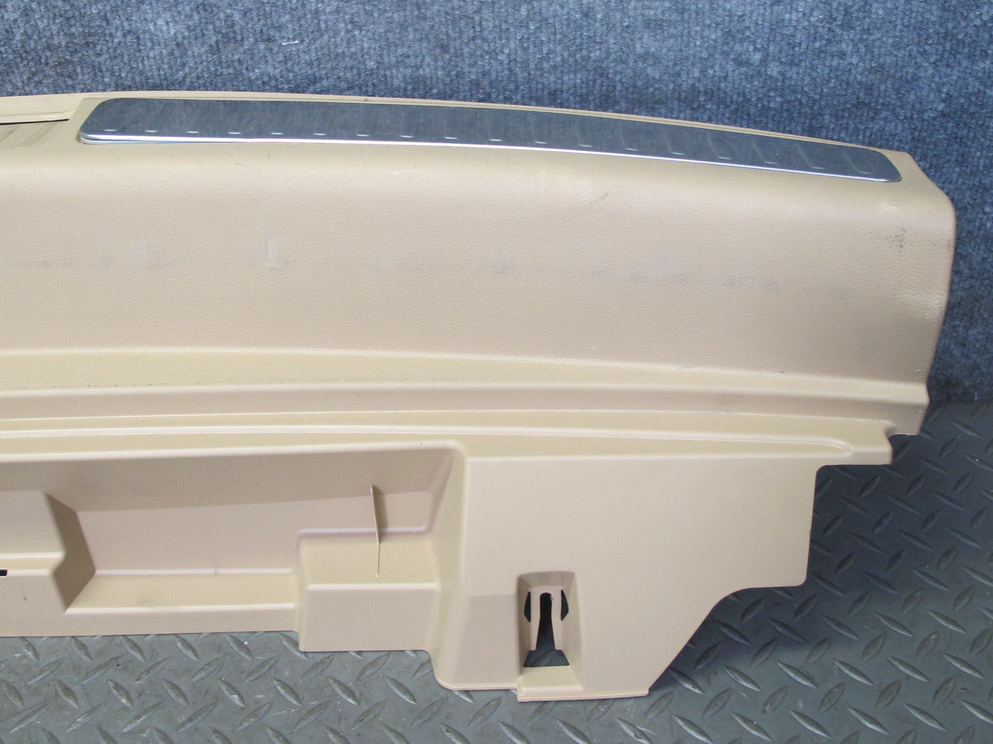 2015-2018 Porsche Macan Rear Trunk Loading Sill Trim Cover Panel 95B864483F