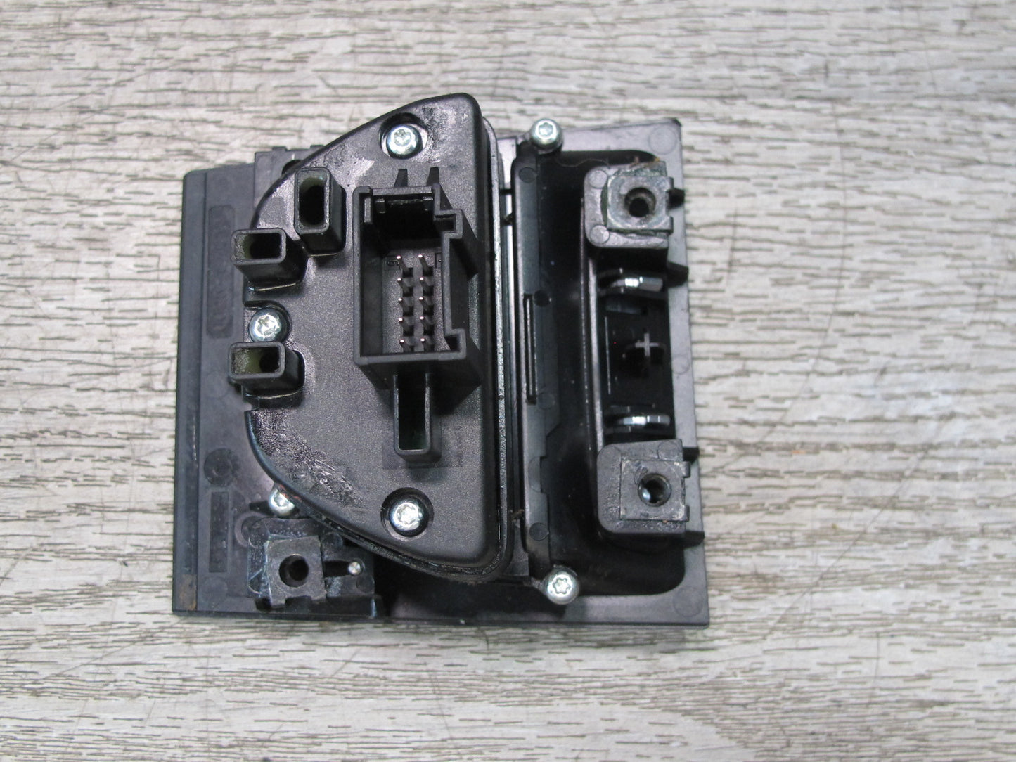 2015-2018 Porsche Macan Electric Parking Brake Control Switch 95B927225A