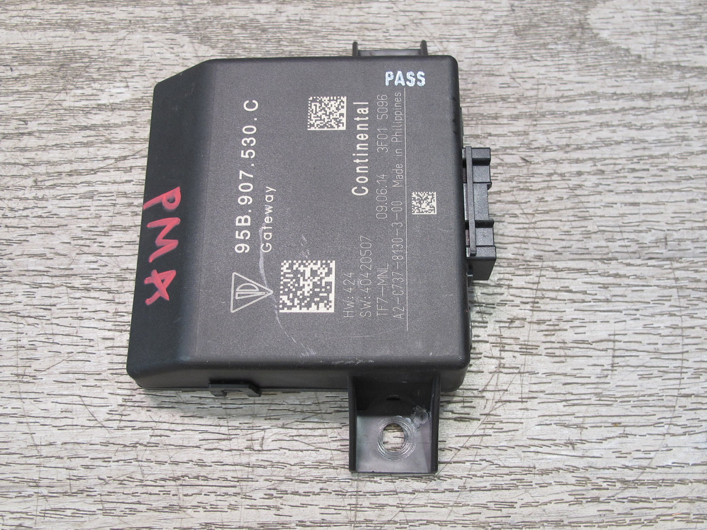 2015-2018 Porsche Macan Gateway Control Module 95B907530C