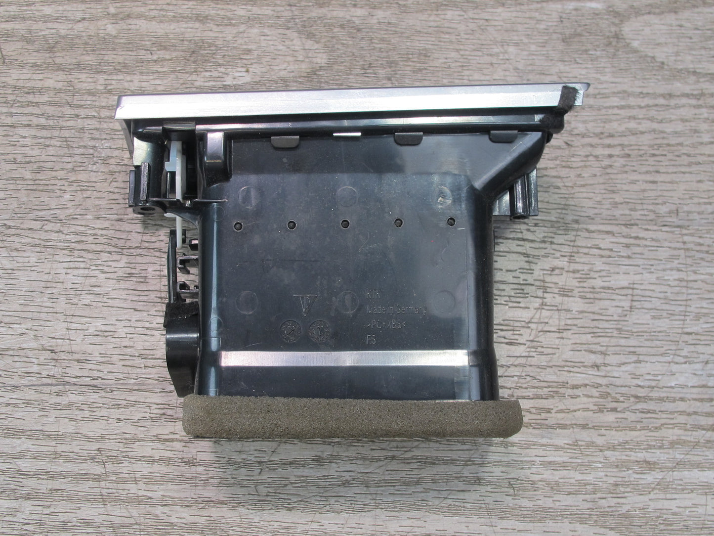 2015 Porsche Macan Dash Front Left A/C Air Vent Grille 95B819701