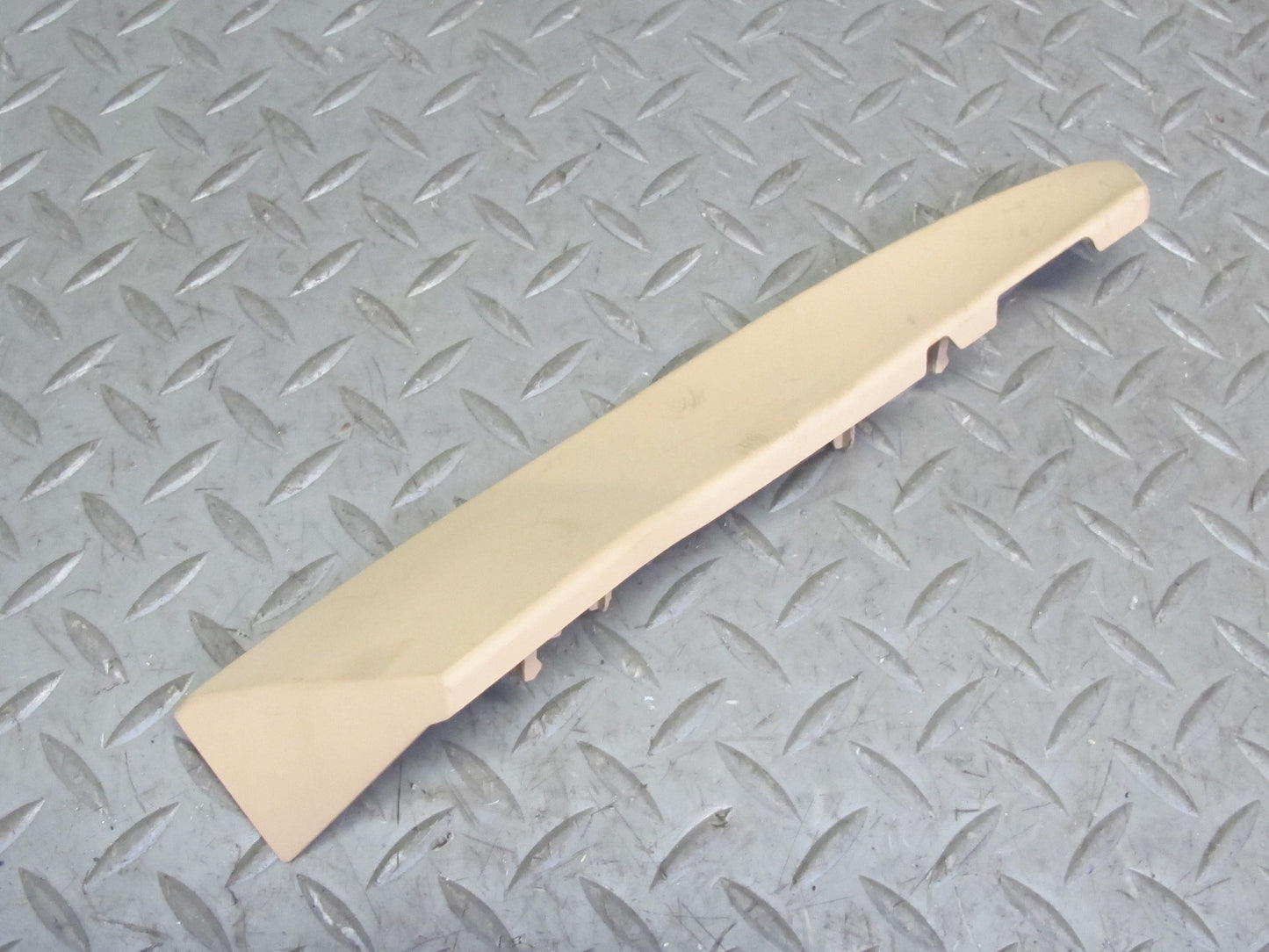 2015-2018 Porsche Macan Dash Front Right Lower Trim Cover Panel 95B858927