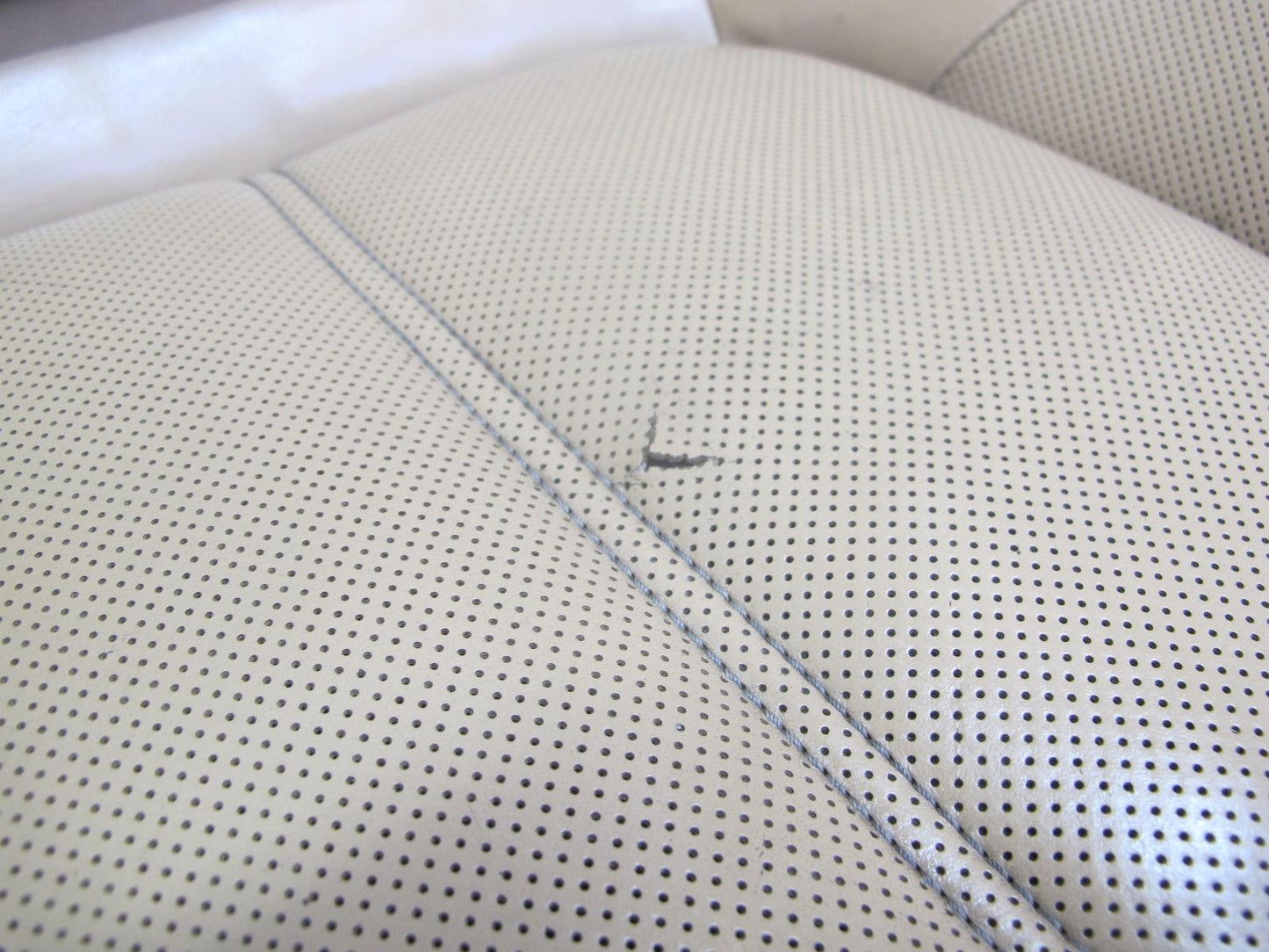 15-18 Porsche Macan Front & Rear Heated Perforated Leather Seat Set Luxorbeige