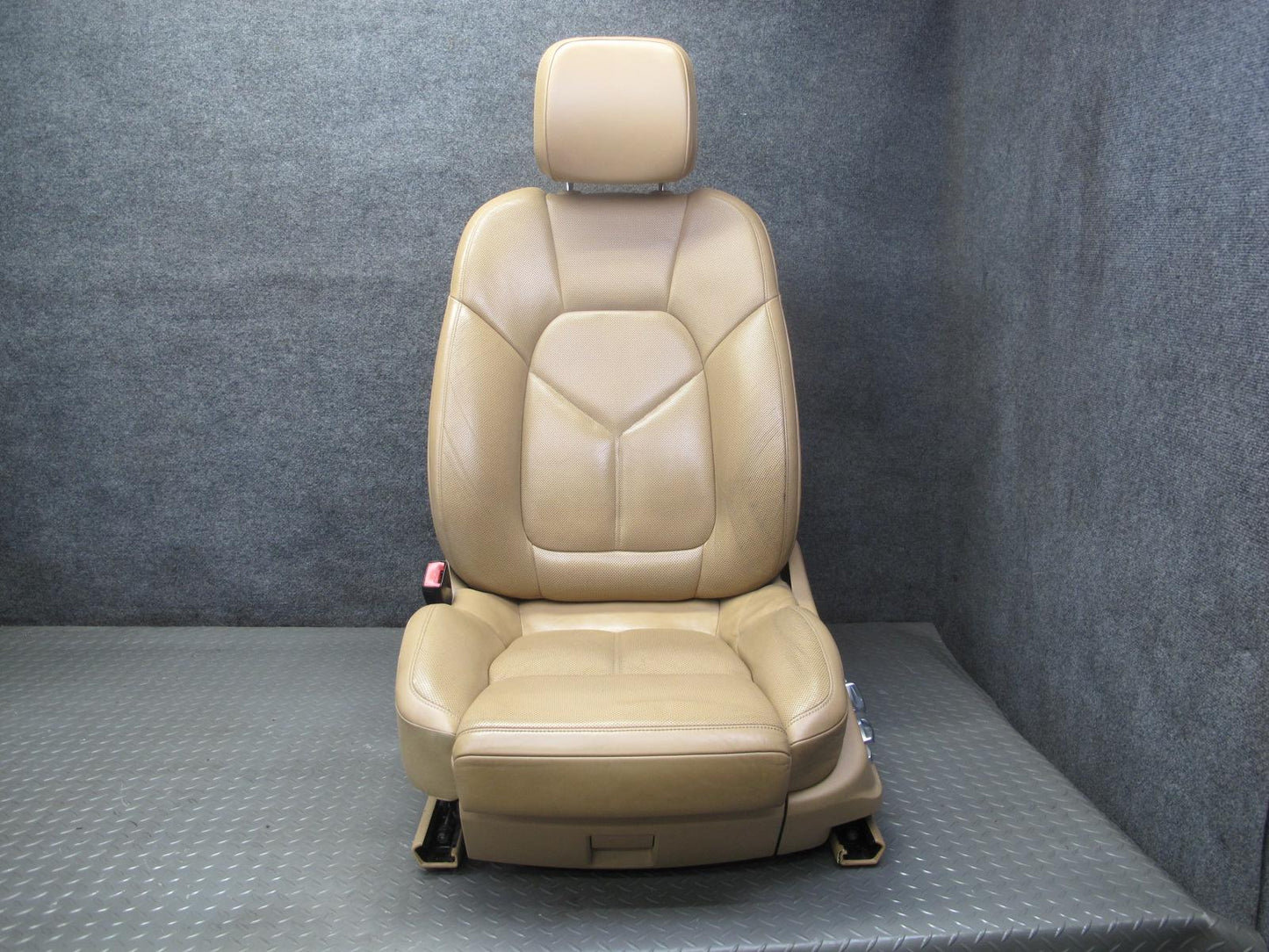 15-18 Porsche Macan Front & Rear Heated Perforated Leather Seat Set Luxorbeige