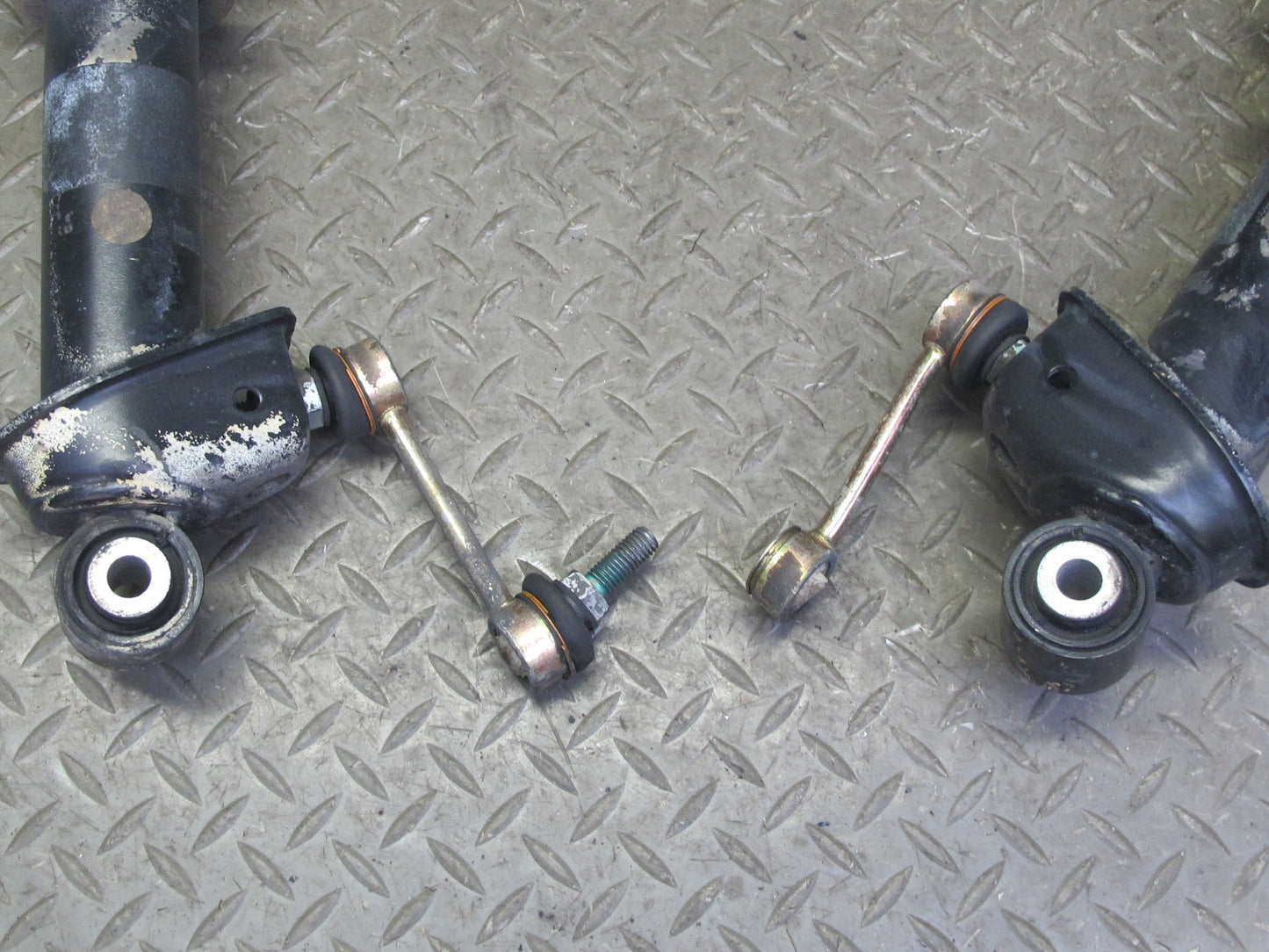 2002-2005 Porsche 911 996 RWD Rear Left & Right Strut Shock Absorber Set of 2