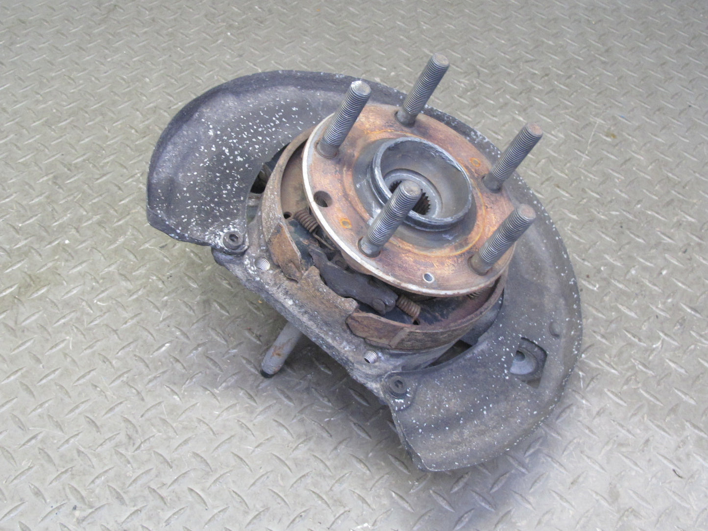 1984-1985 Porsche 928 S Rear Right Spindle Knuckle Wheel Hub Bearing