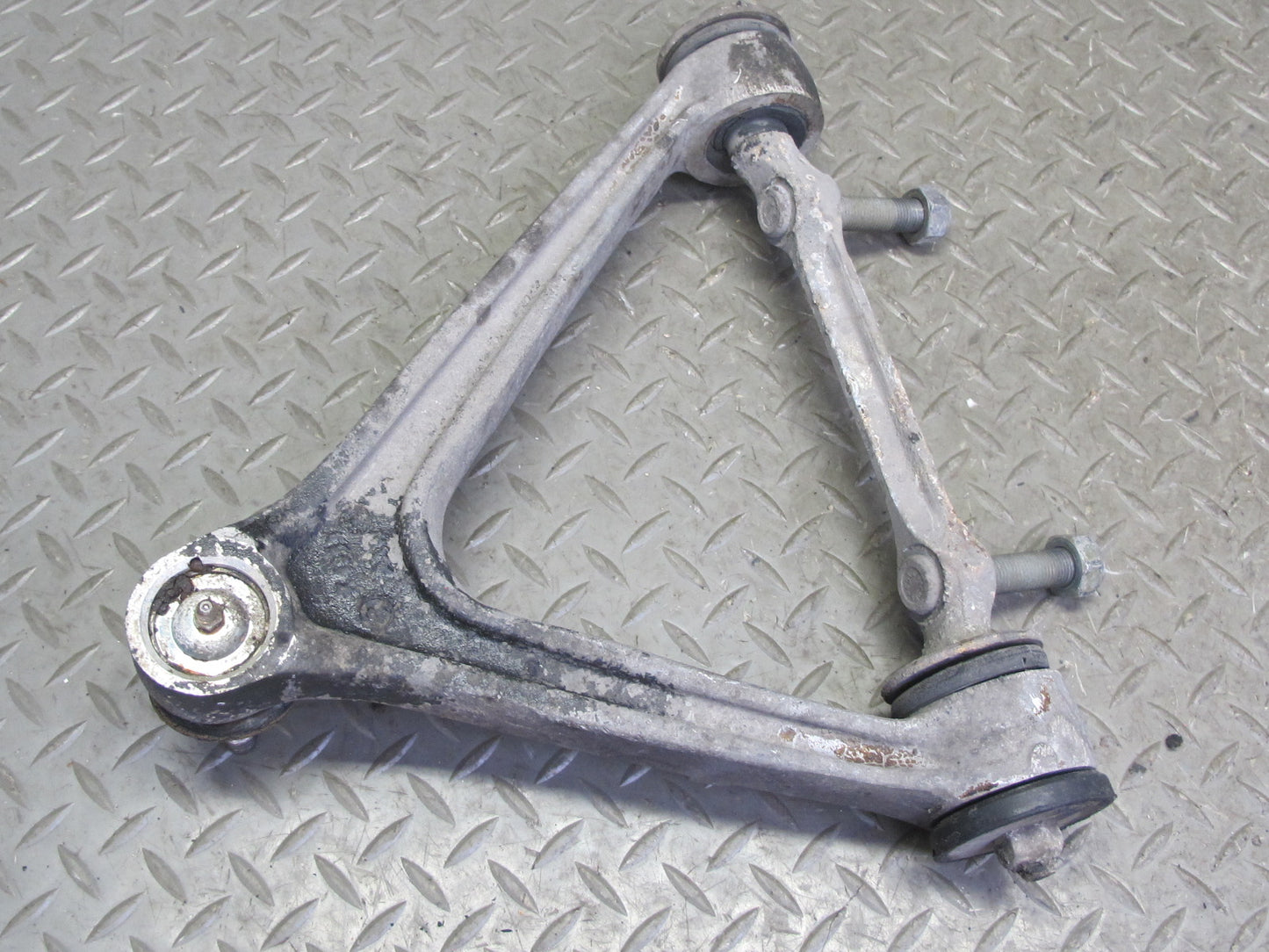 1984-1986 Porsche 928 S Front Left Upper & Lower Control Arm Bracket Set