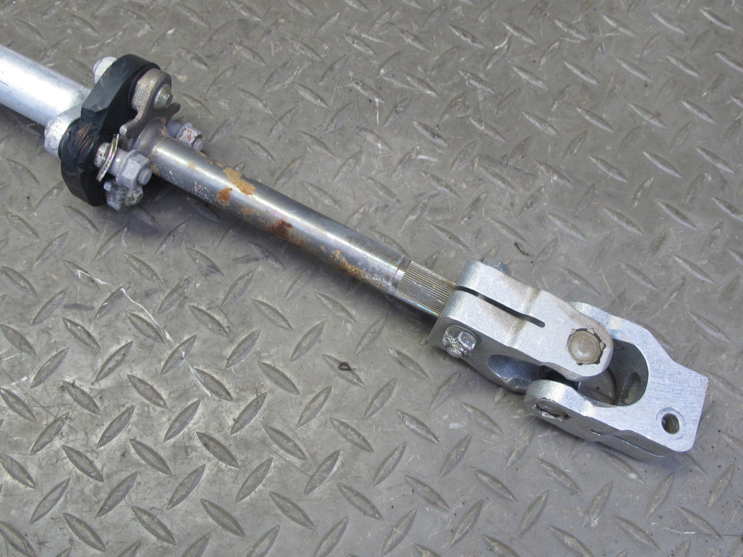 1984-1989 Porsche 928 S Steering Column Lower Linkage U Joint Shaft