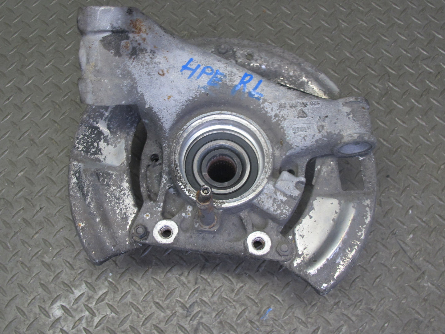 1984-1985 Porsche 928 S Rear Left Spindle Knuckle Wheel Hub Bearing
