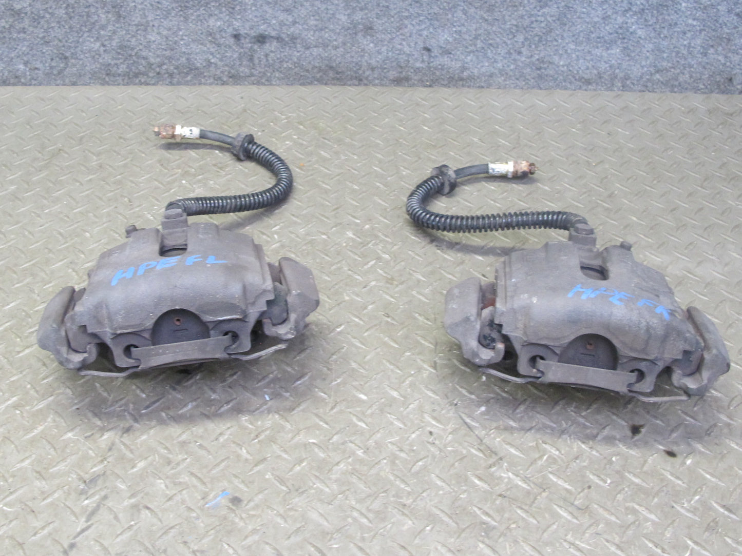 1984-1985 Porsche 928 S Front Left & Right Side Brake Caliper Set