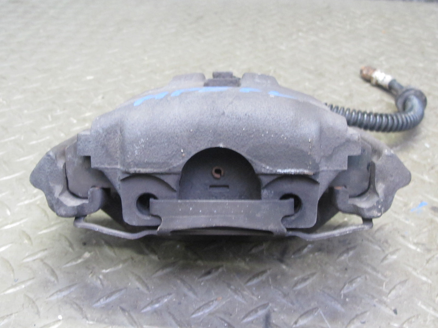 1984-1985 Porsche 928 S Front Left & Right Side Brake Caliper Set