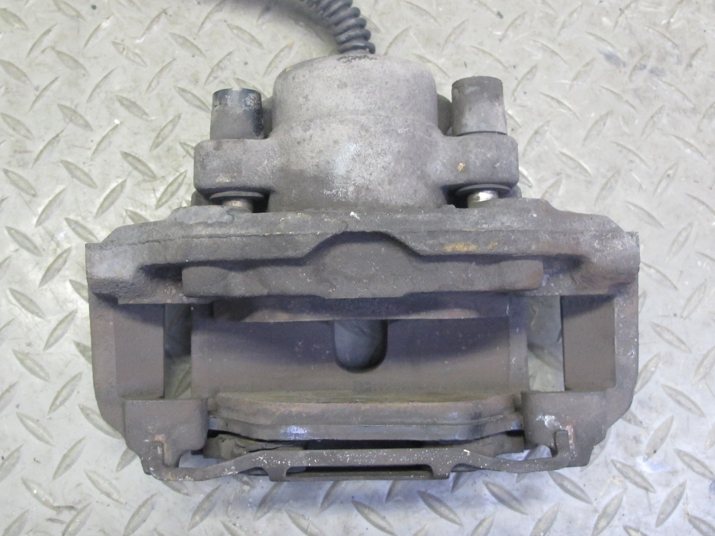 1984-1985 Porsche 928 S Front Left & Right Side Brake Caliper Set