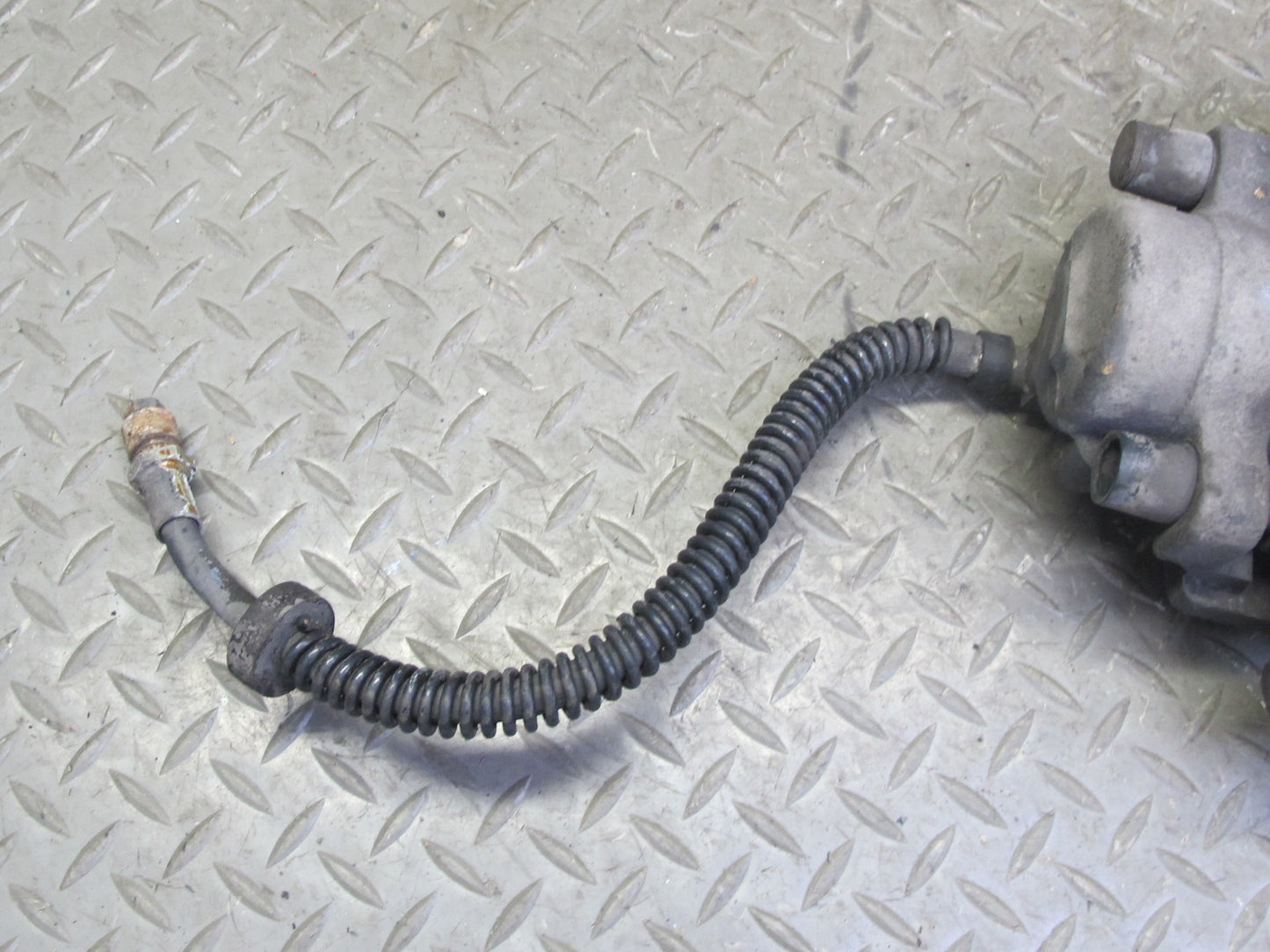 1984-1985 Porsche 928 S Front Left & Right Side Brake Caliper Set