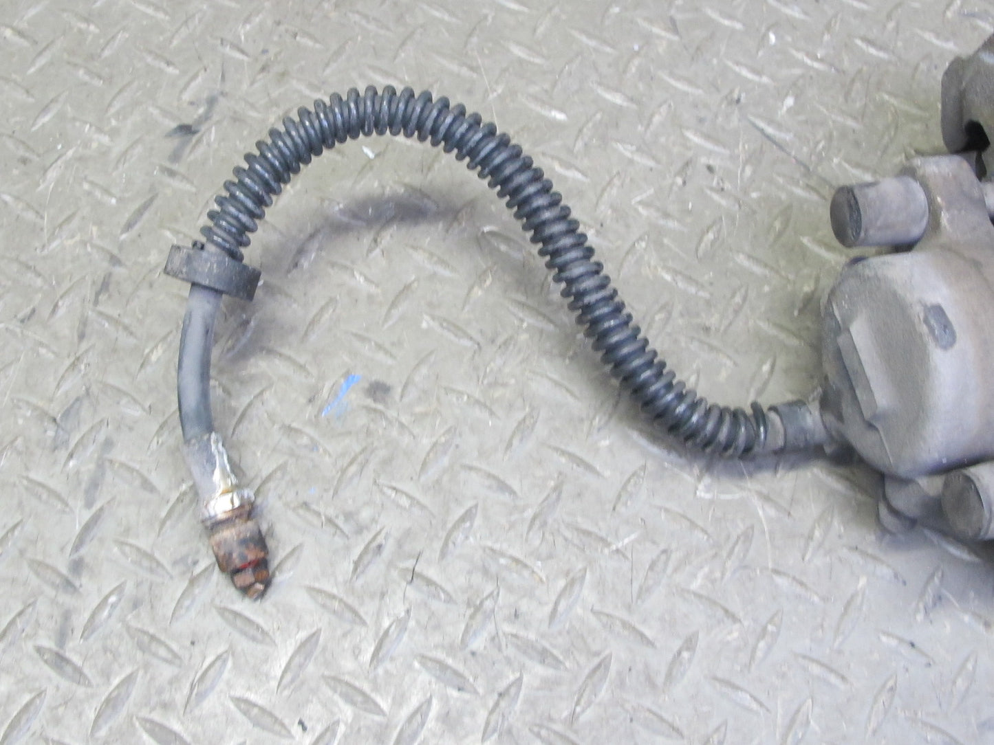 1984-1985 Porsche 928 S Front Left & Right Side Brake Caliper Set