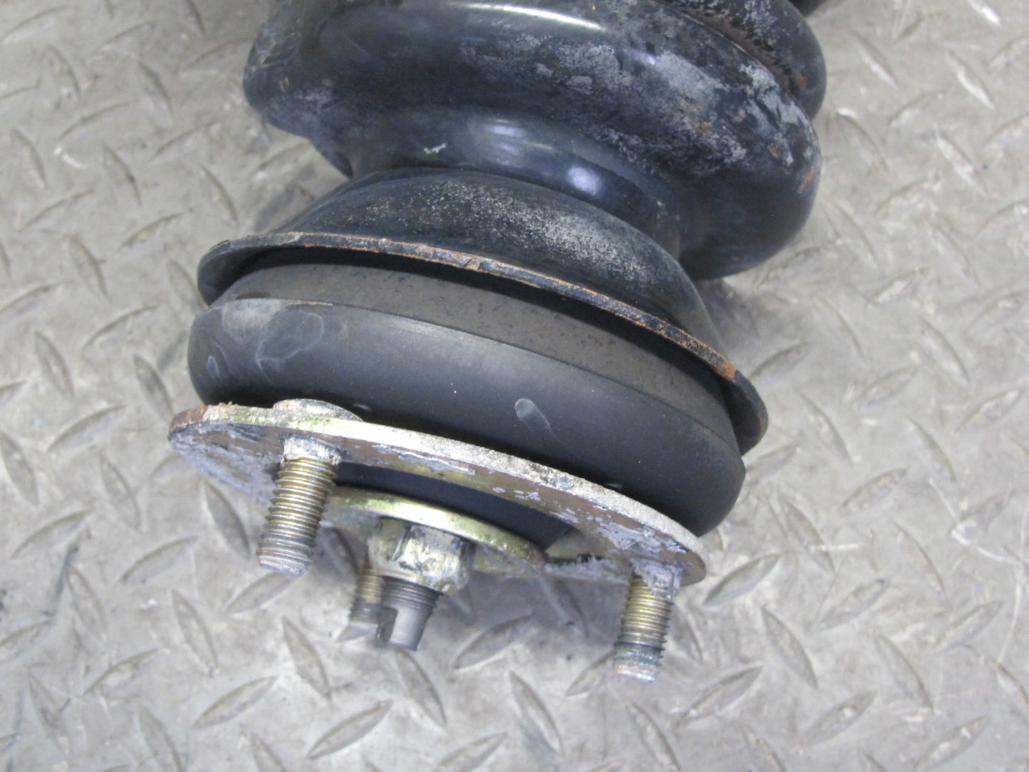 1983-1986 Porsche 928 S Rear Left & Right Side Strut Shock Absorber Set Bilstein