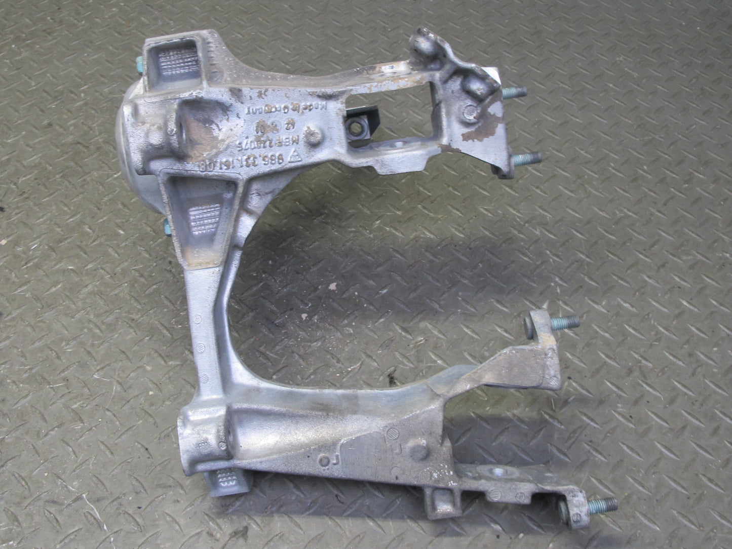 00-04 Porsche Boxster 986 M/T 5 Speed Transmission Subframe Mount Bracket Set