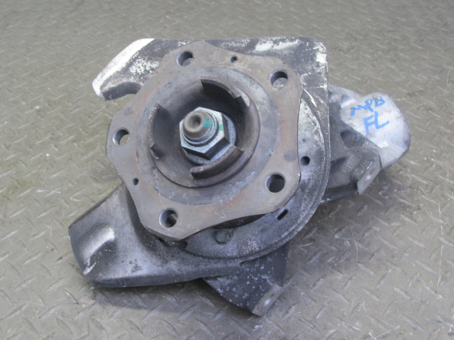 1997-2004 Porsche Boxster 986 Front Left Side Spindle Knuckle Wheel Hub Bearing