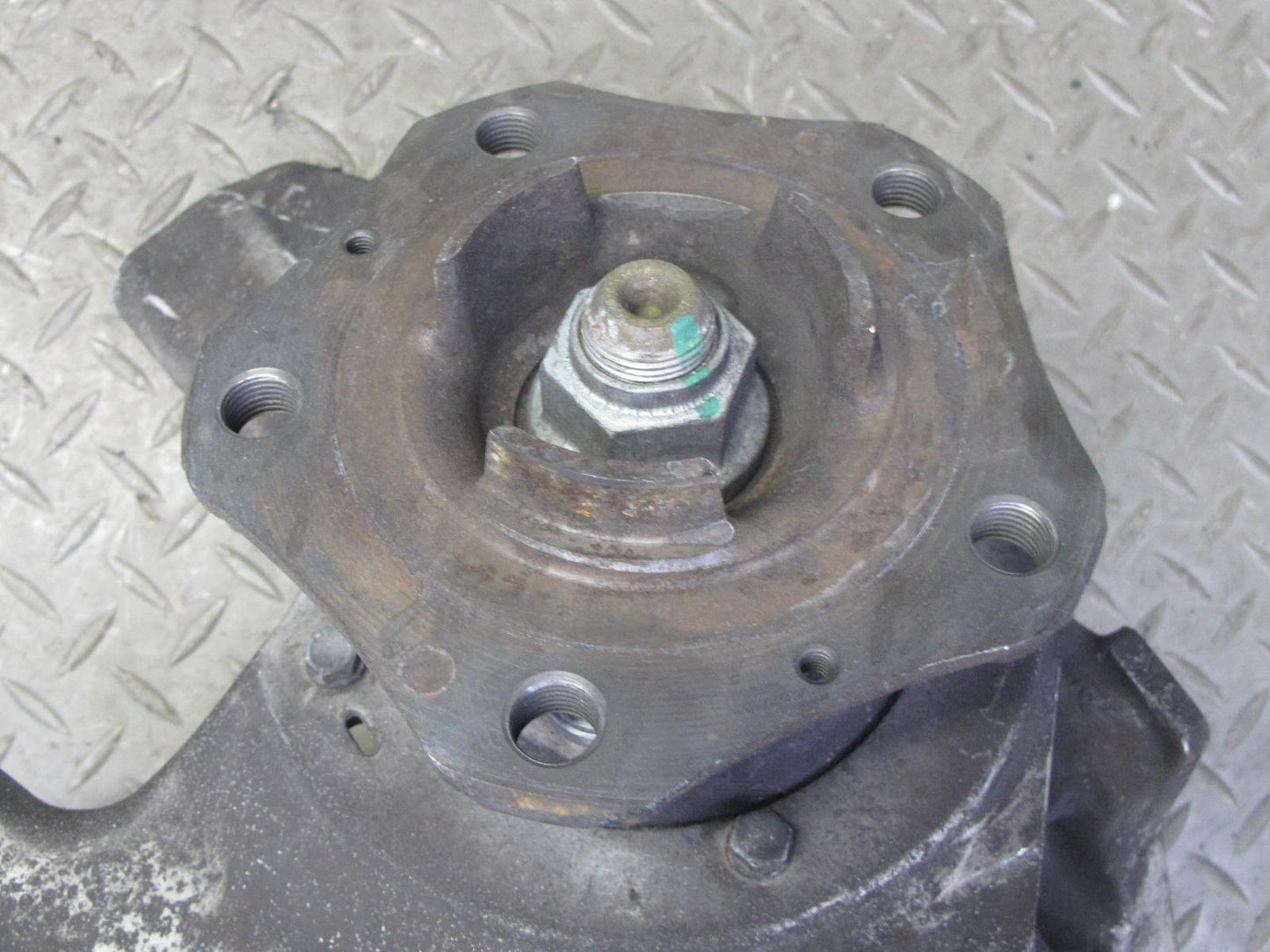 1997-2004 Porsche Boxster 986 Front Right Side Spindle Knuckle Wheel Hub Bearing