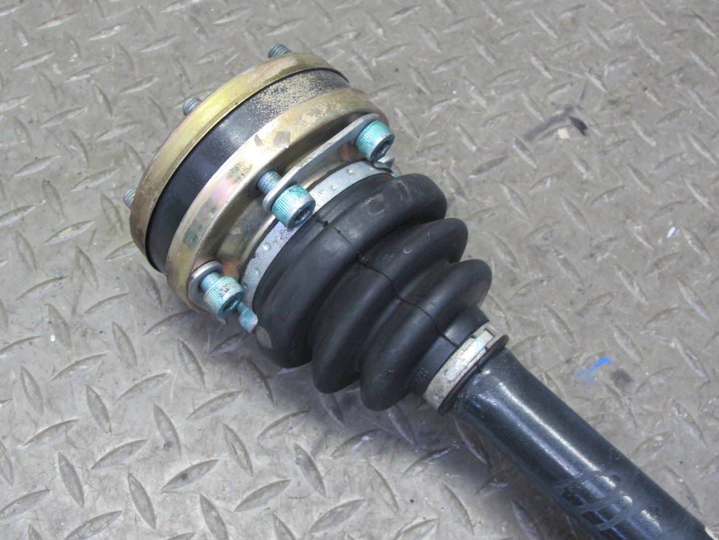 1997-2002 Porsche Boxster 986 M/T 5-SPEED Rear Right Side Suspension Axle Shaft