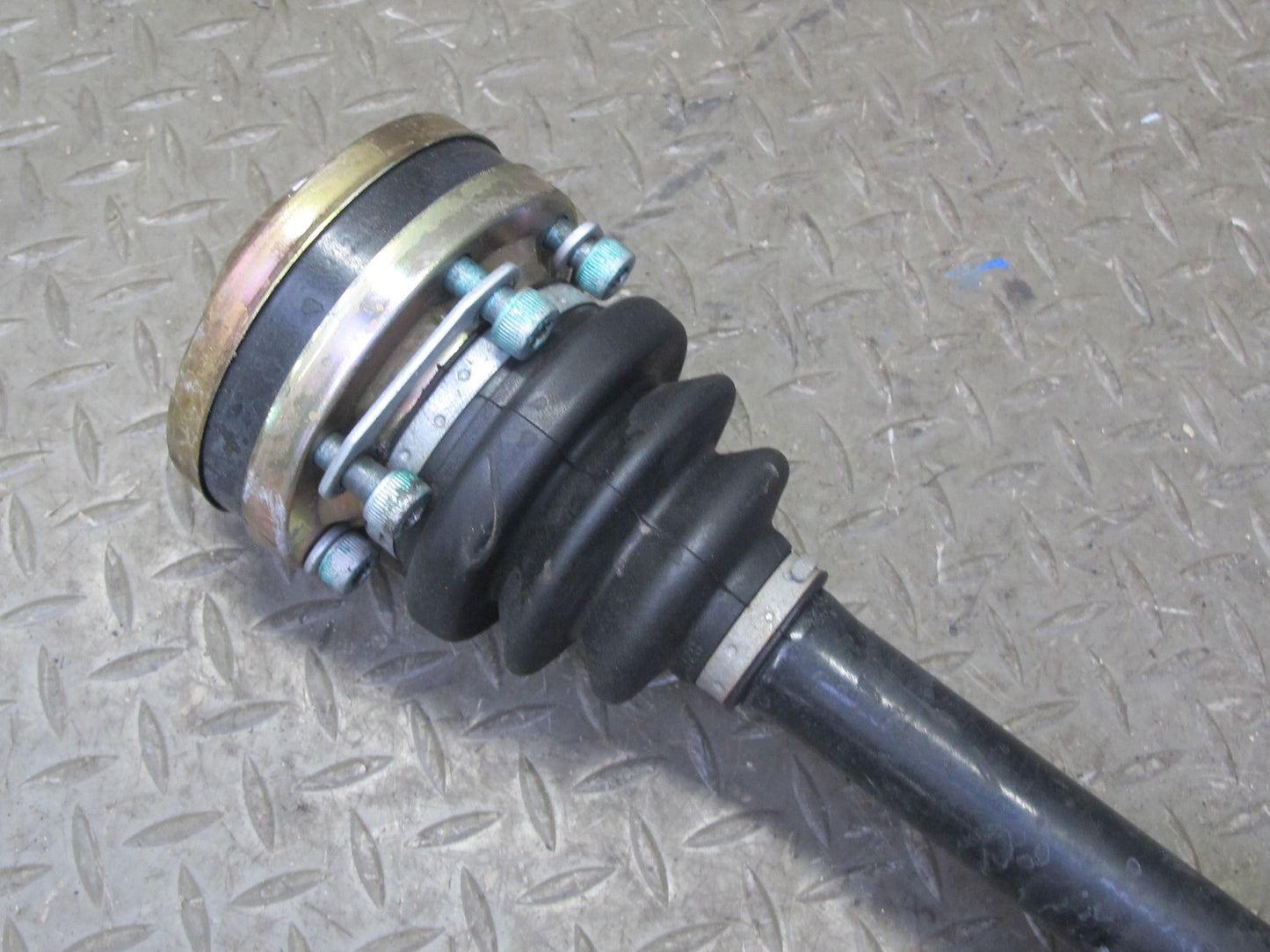 1997-2002 Porsche Boxster 986 M/T 5-SPEED Rear Left Side Suspension Axle Shaft