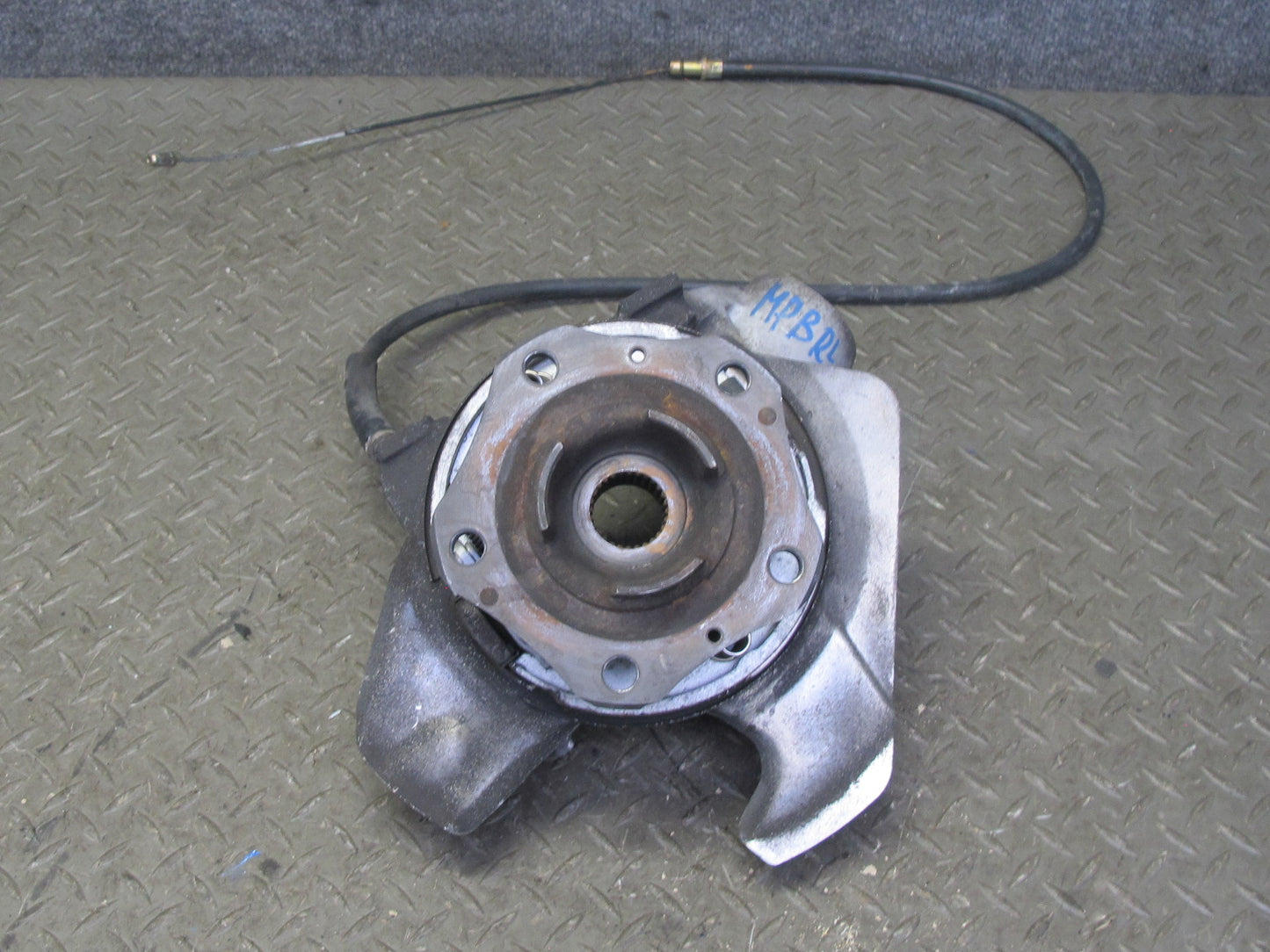 1997-2004 Porsche Boxster 986 Rear Left Side Spindle Knuckle Wheel Hub Bearing