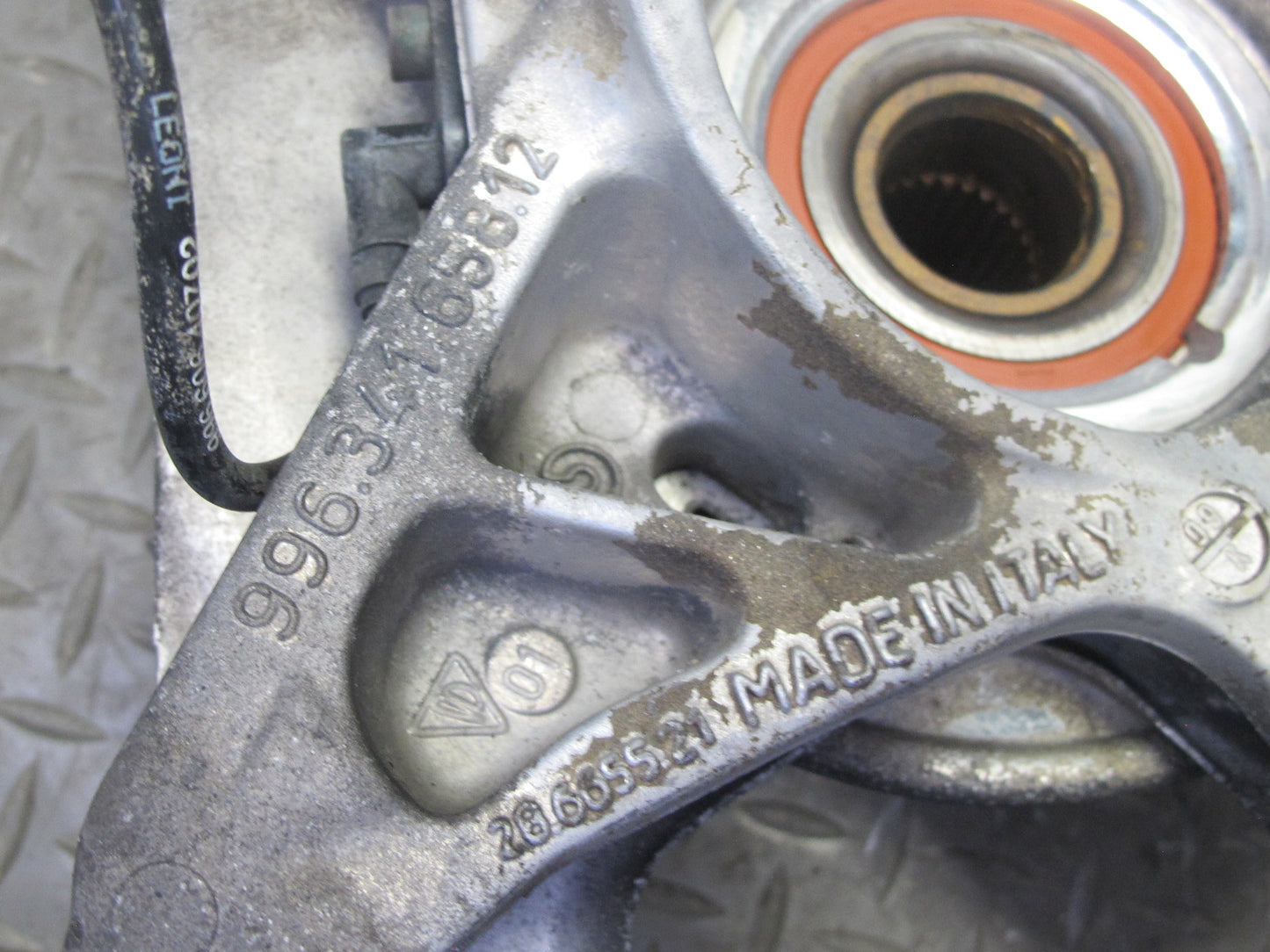1997-2004 Porsche Boxster 986 Rear Left Side Spindle Knuckle Wheel Hub Bearing