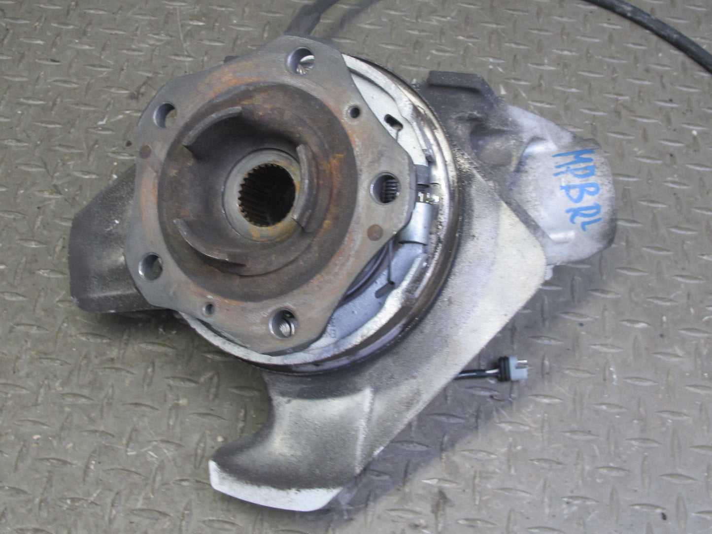 1997-2004 Porsche Boxster 986 Rear Left Side Spindle Knuckle Wheel Hub Bearing