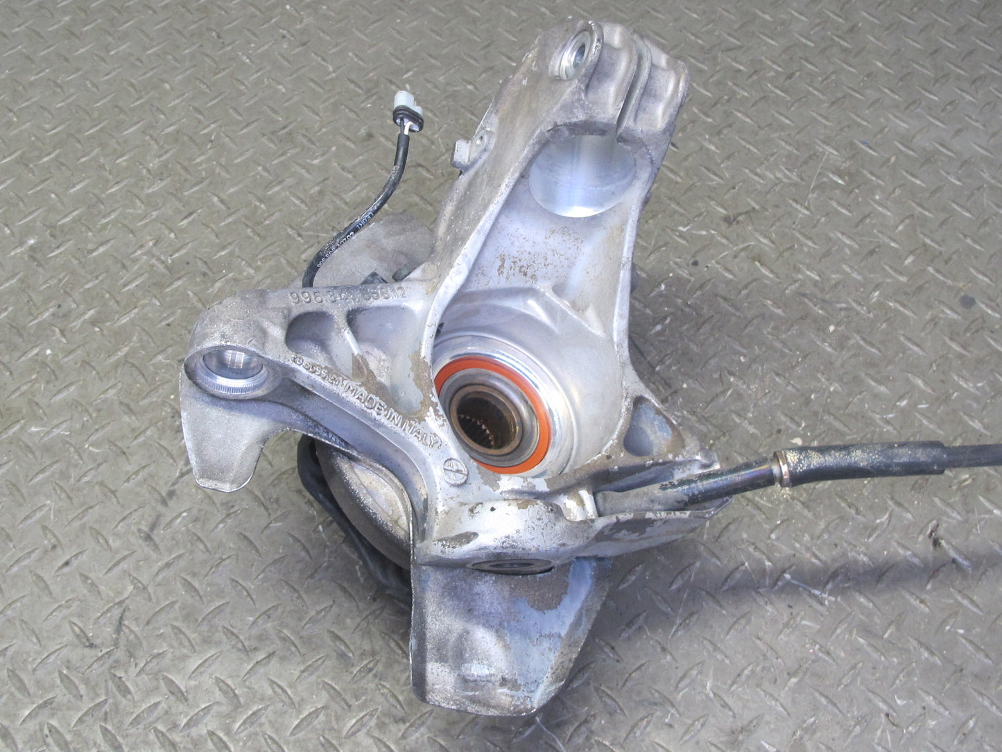 1997-2004 Porsche Boxster 986 Rear Left Side Spindle Knuckle Wheel Hub Bearing