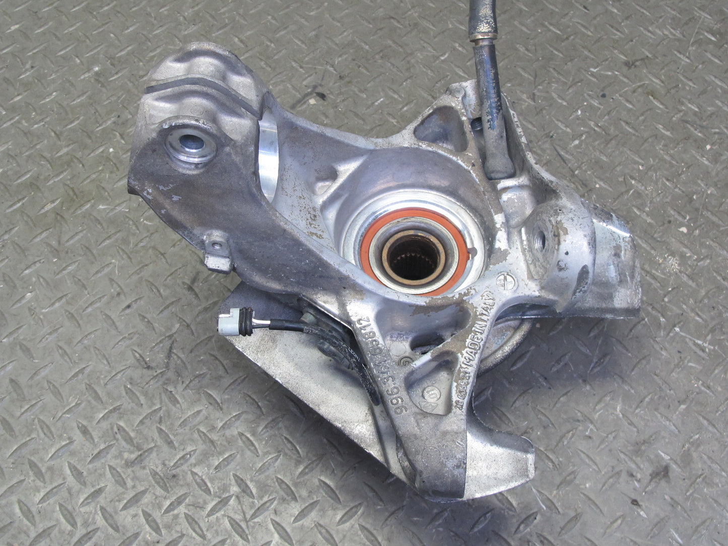 1997-2004 Porsche Boxster 986 Rear Left Side Spindle Knuckle Wheel Hub Bearing
