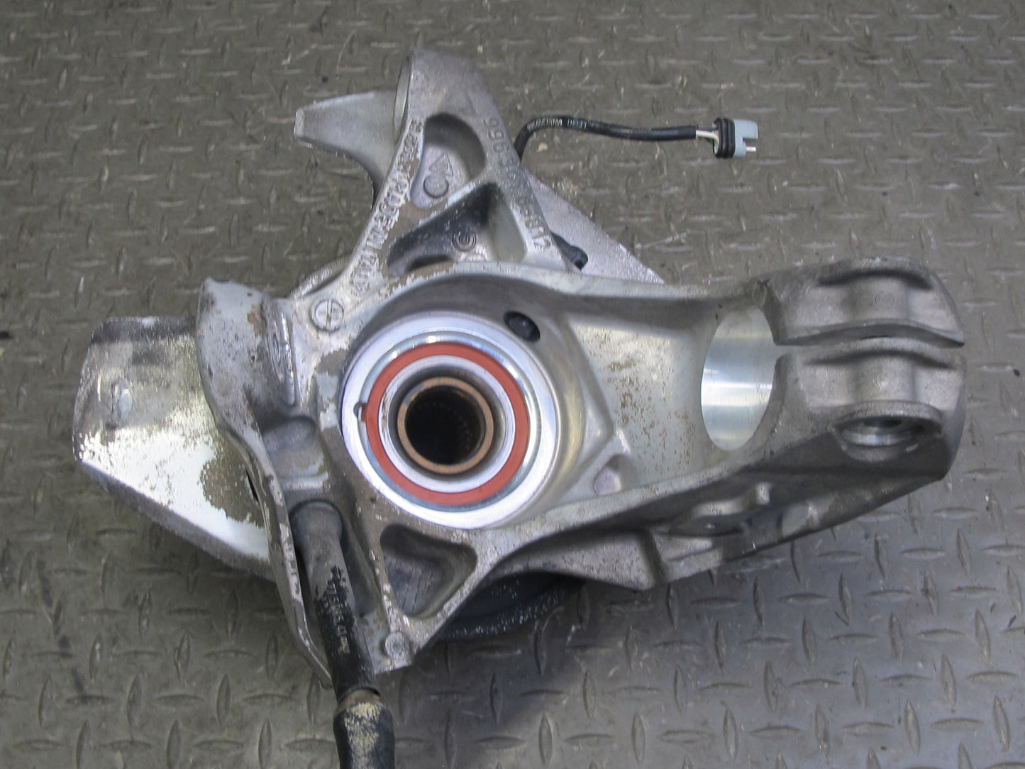 1997-2004 Porsche Boxster 986 Rear Left Side Spindle Knuckle Wheel Hub Bearing