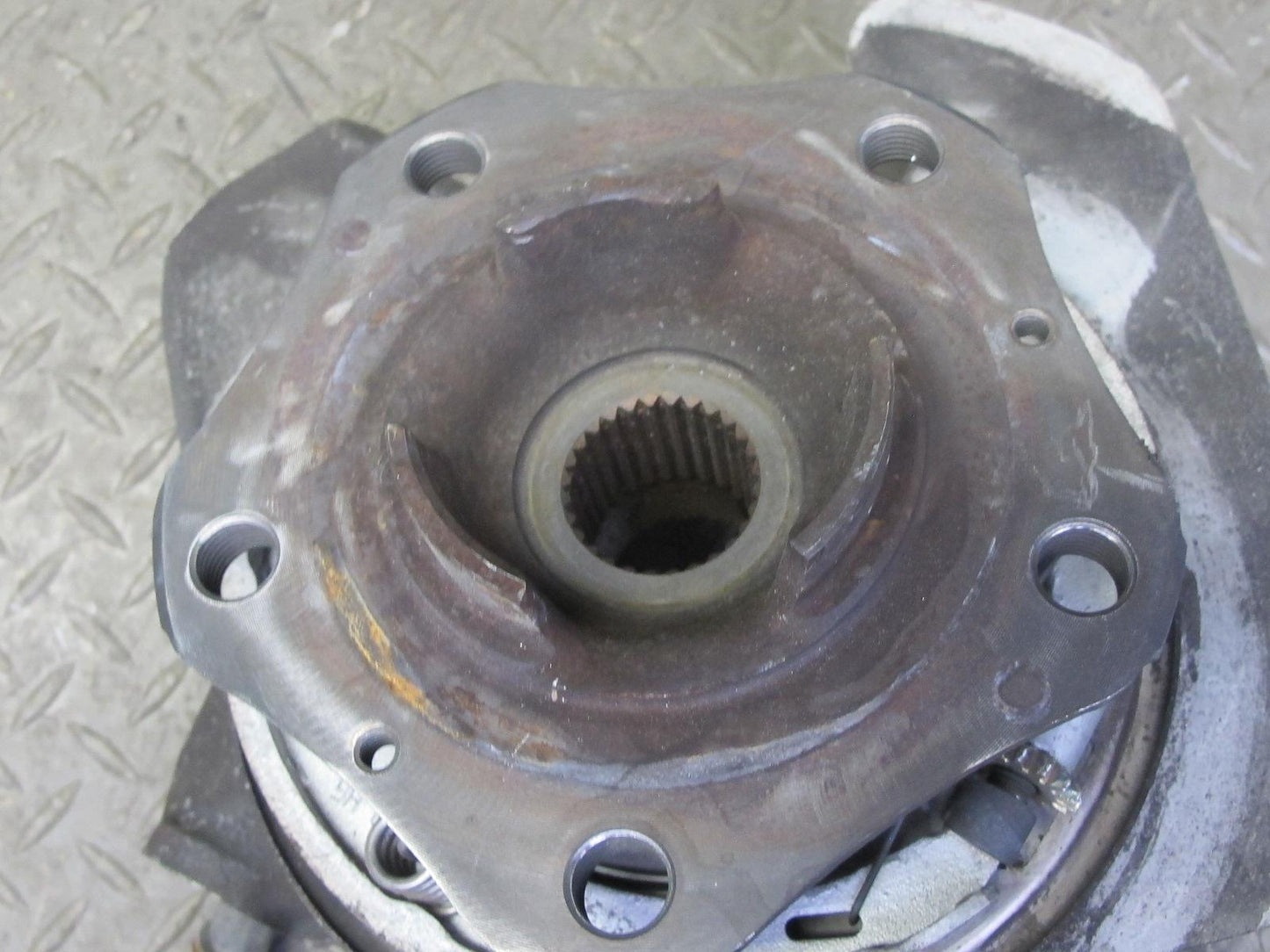 1997-2004 Porsche Boxster 986 Rear Right Side Spindle Knuckle Wheel Hub Bearing