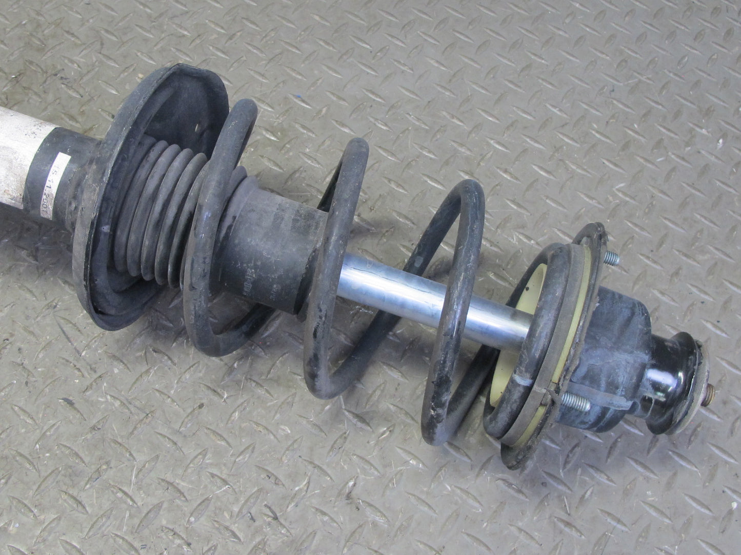 1997-2004 Porsche Boxster 986 Rear Left & Right Side Strut Shock Absorber Set