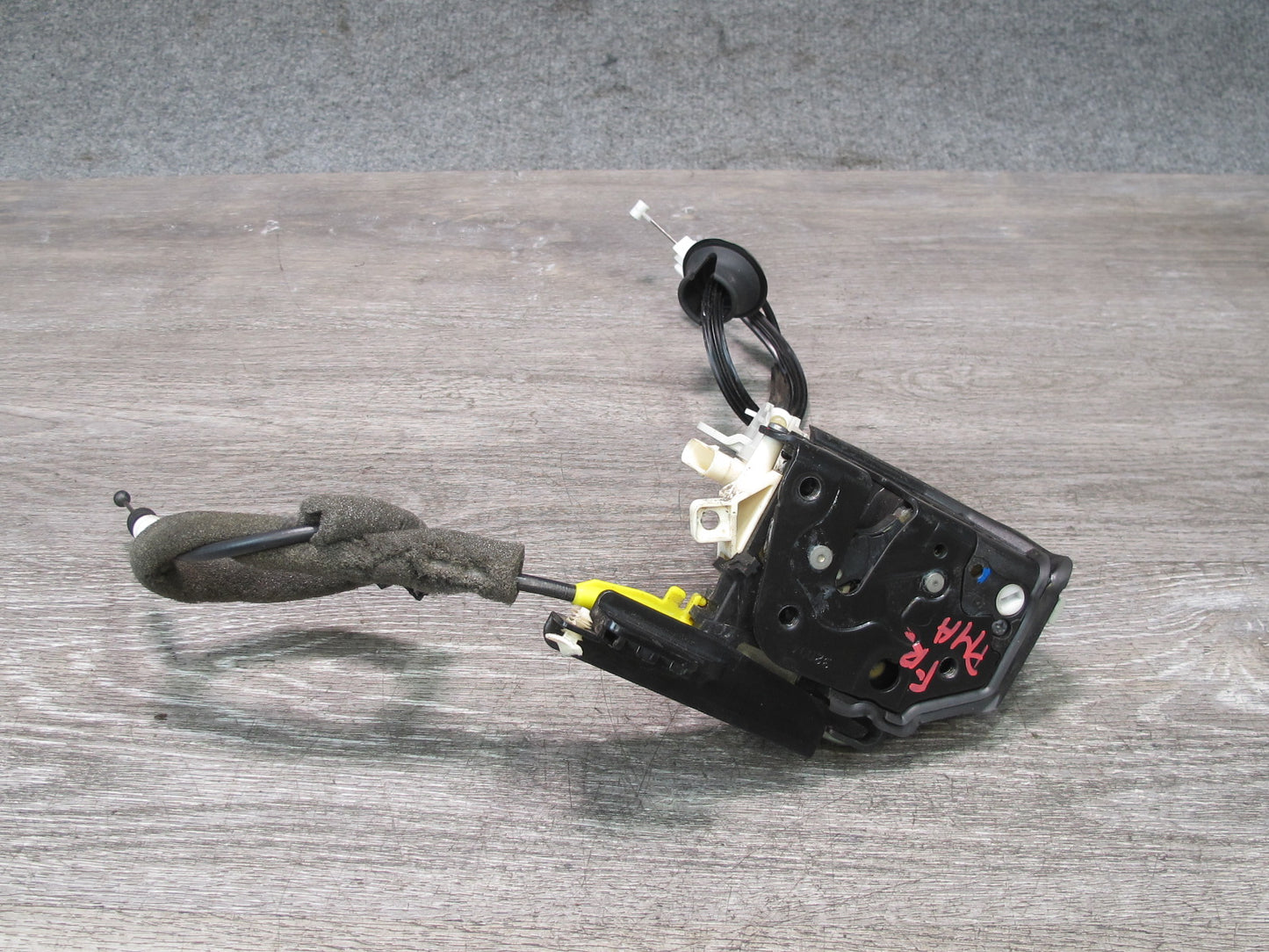 2015-2018 Porsche Macan Front Right Door Lock Latch Actuator 8J1837016D