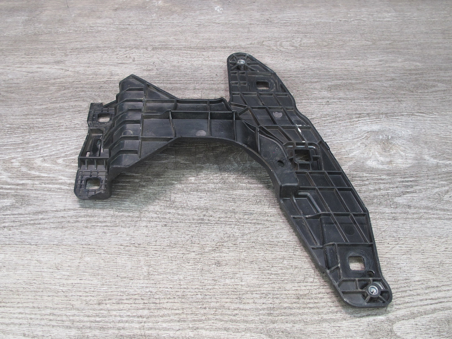 2015-2018 Porsche Macan Front Headlight Mount Bracket Support Set of 2