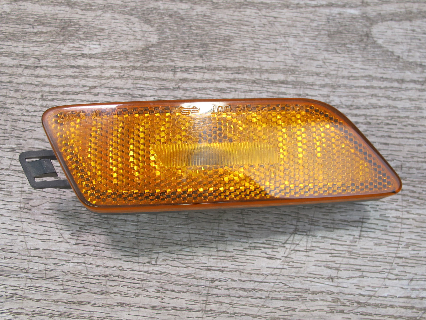 2015-2018 Porsche Macan Front Left & Right Side Marker Light Lamp Set of 2