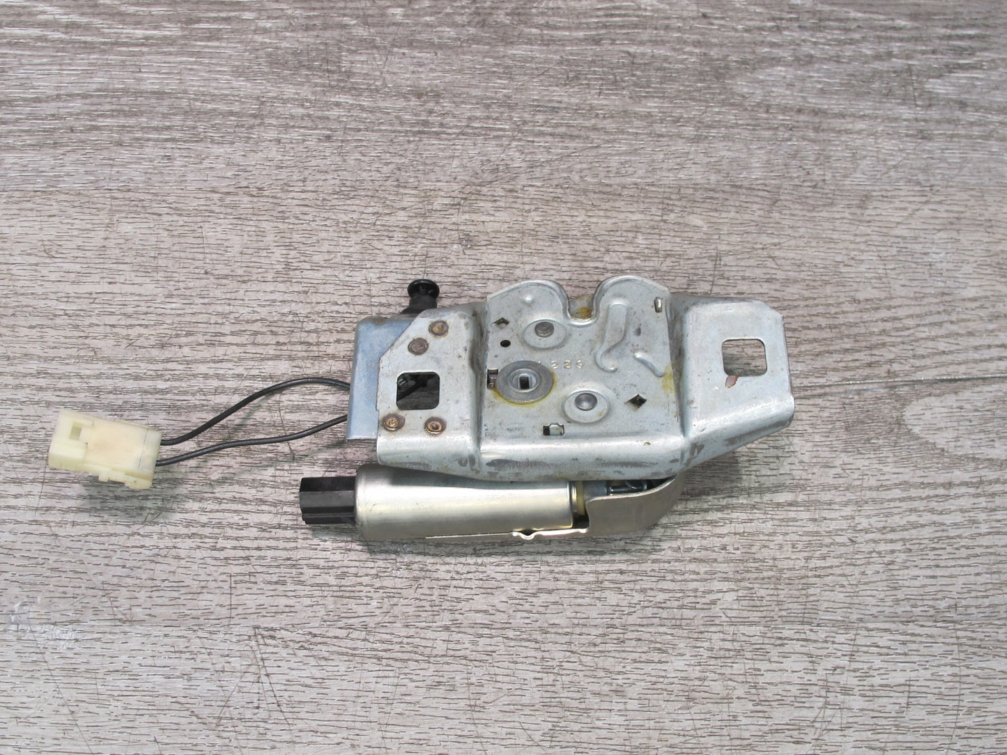 84-96 Chevrolet Corvette C4 Rear Window Hatch Trunk Lock Latch Release OEM