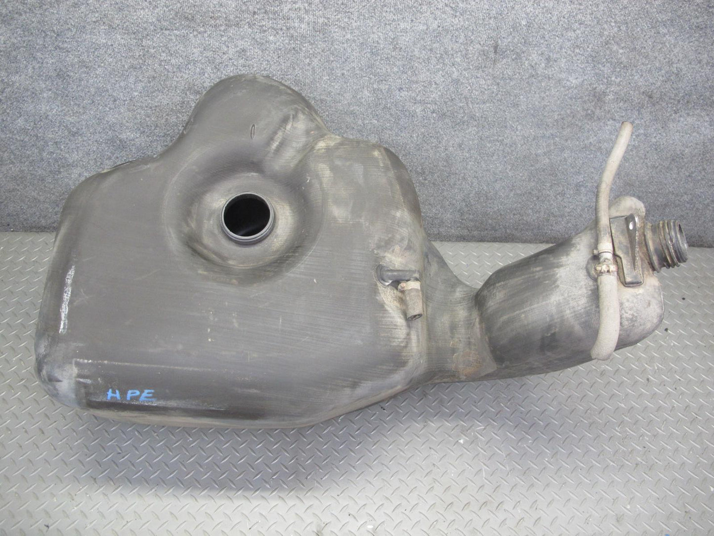 1984-1995 Porsche 928 S Fuel Gas Tank Unit 92820100303
