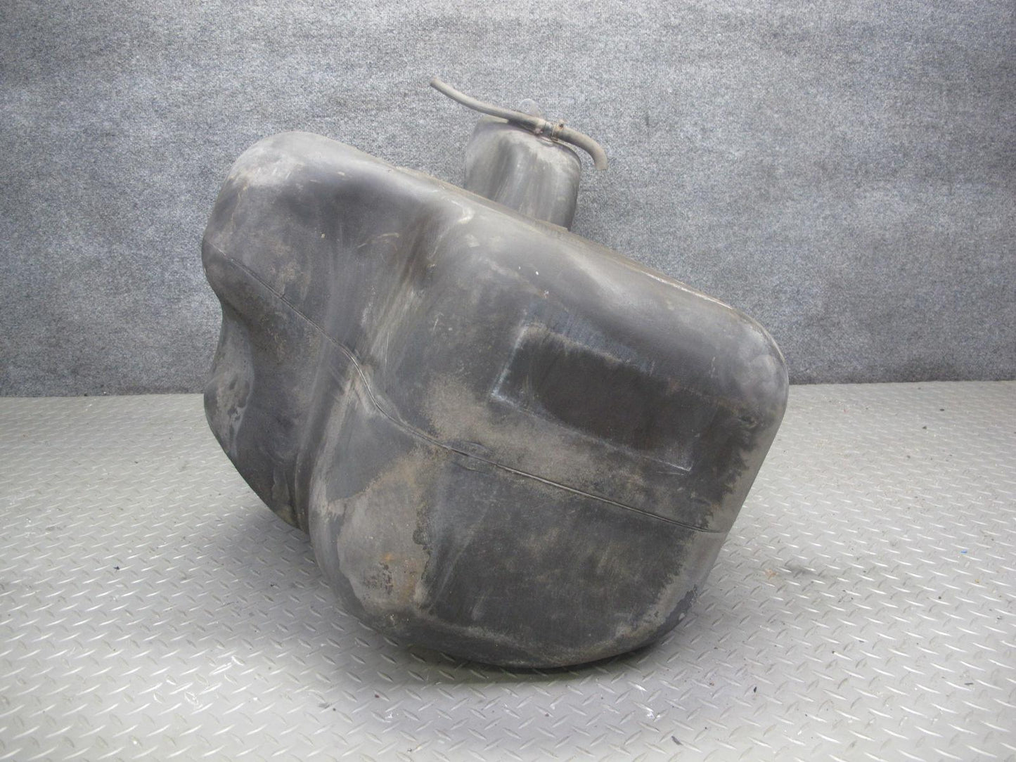 1984-1995 Porsche 928 S Fuel Gas Tank Unit 92820100303