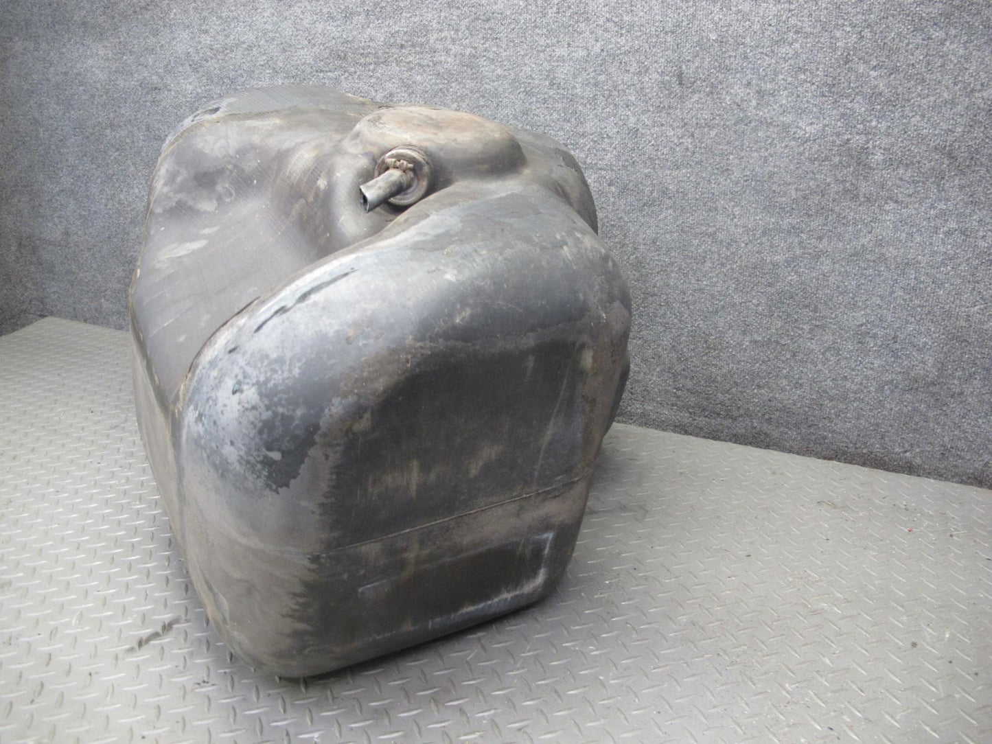 1984-1995 Porsche 928 S Fuel Gas Tank Unit 92820100303