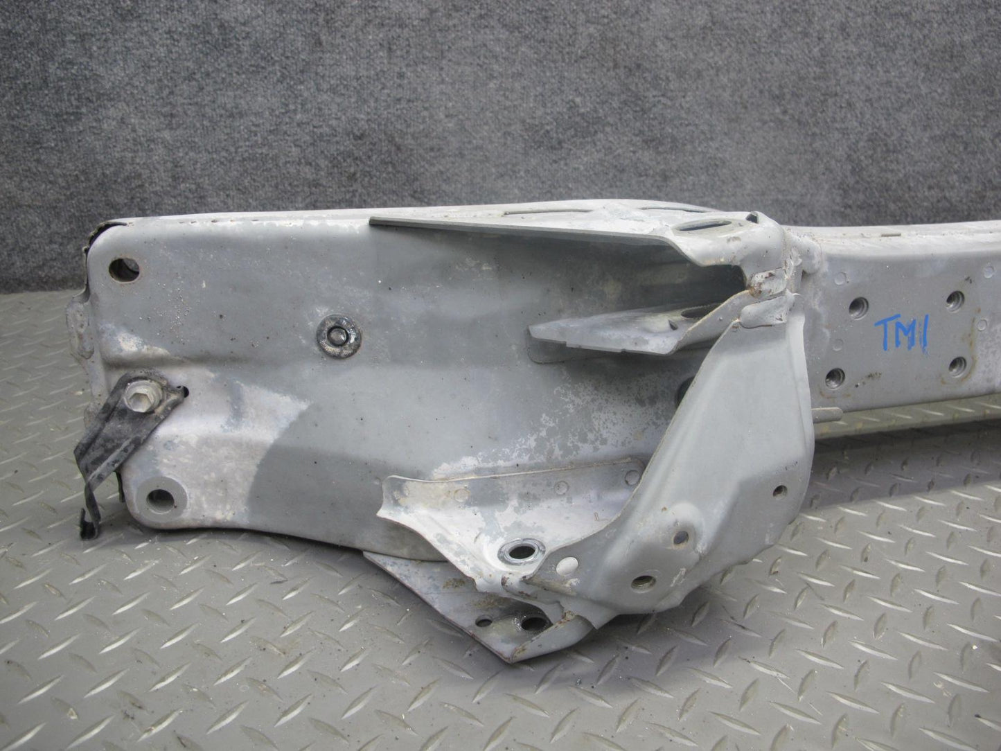 03-05 Toyota MR2 Spyder ZZW30L Rear Suspension Sub Frame Crossmember 50K OEM