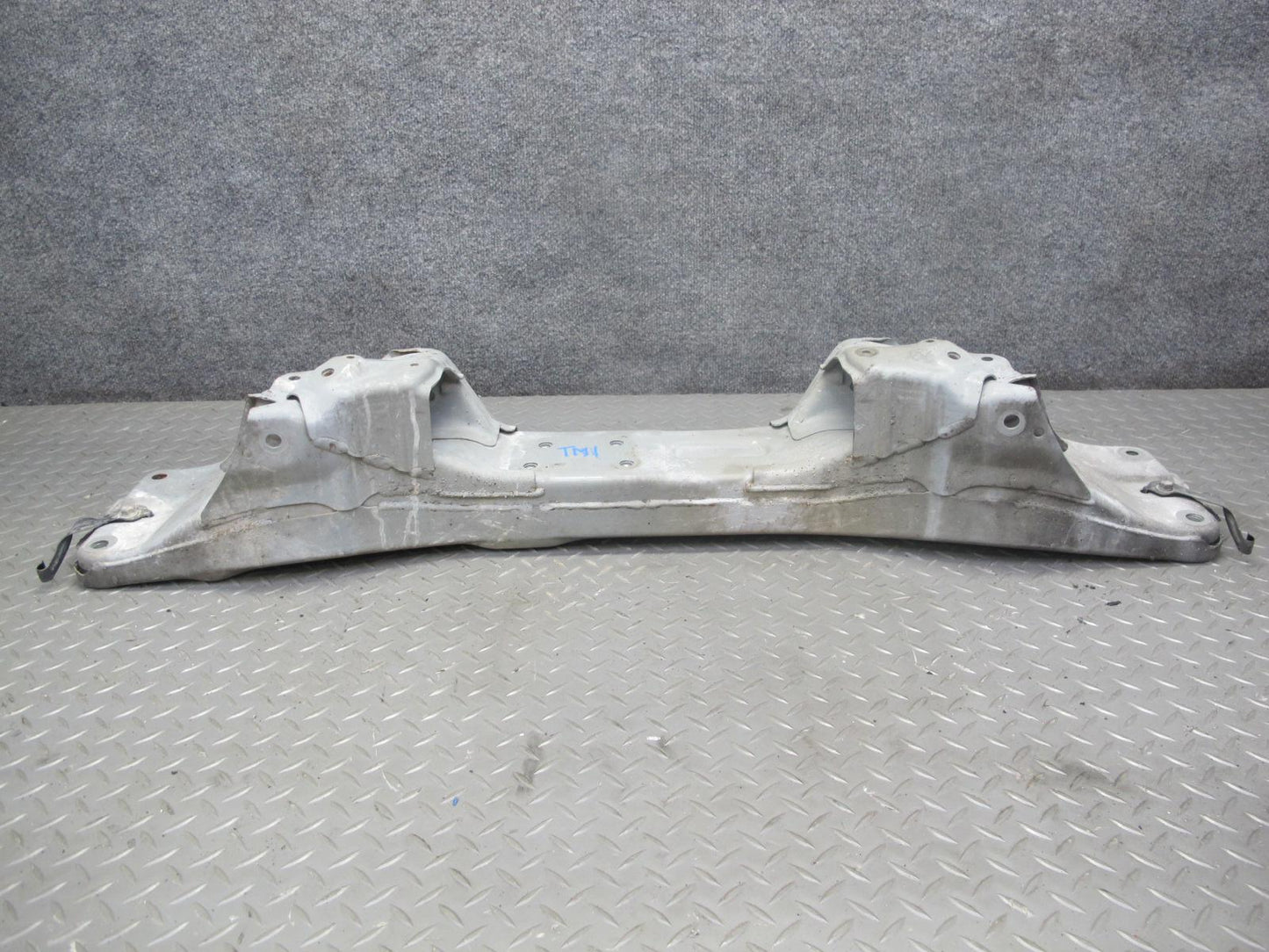 03-05 Toyota MR2 Spyder ZZW30L Rear Suspension Sub Frame Crossmember 50K OEM